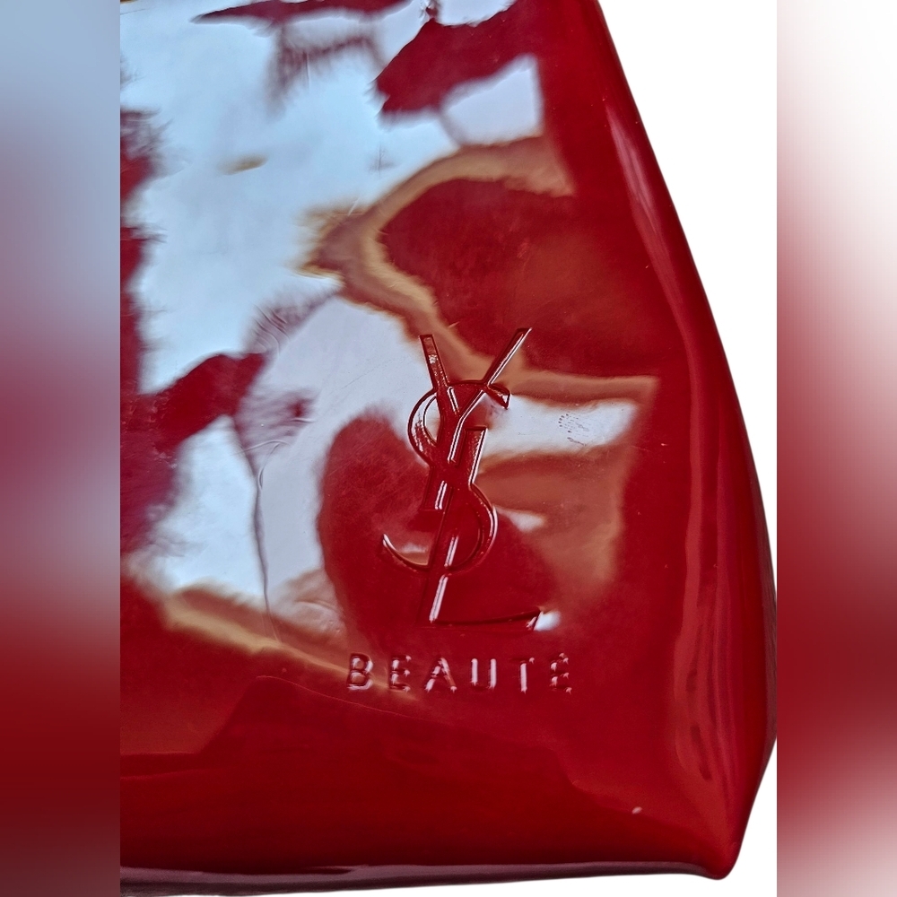 Yves Saint Laurent YSL Glossy Red Pouch With Sample Parfum Spray. New With Tags - Picture 2 of 8